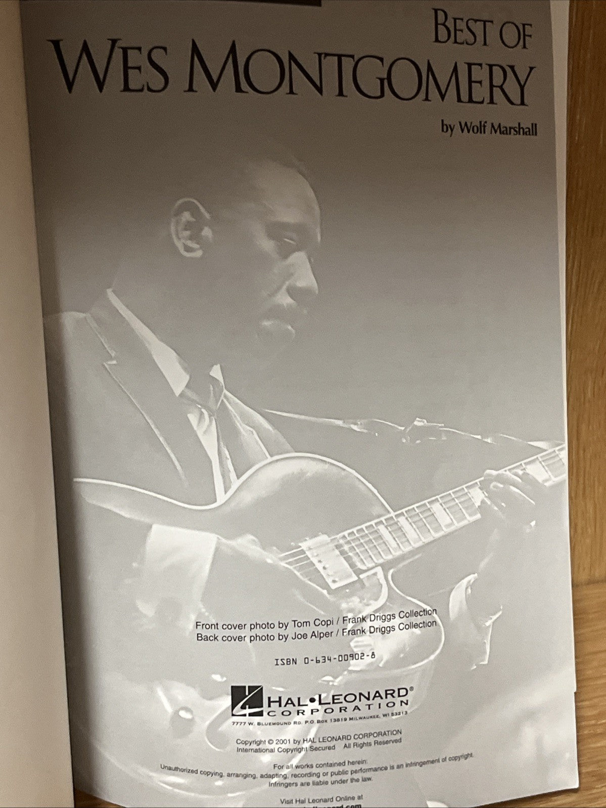 Best of Wes Montgomery: Guitar (Signature Licks) by Wolf Marshall With CD TAB