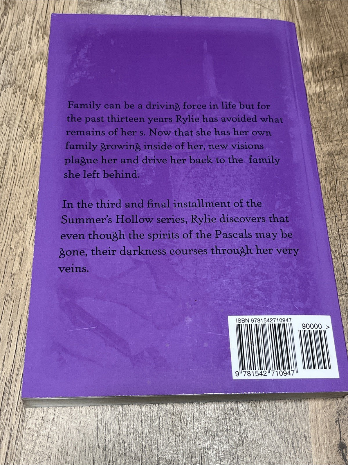 The Pascals: A Summer's Hollow Novel by Samantha Curtin (English) Paperback Book