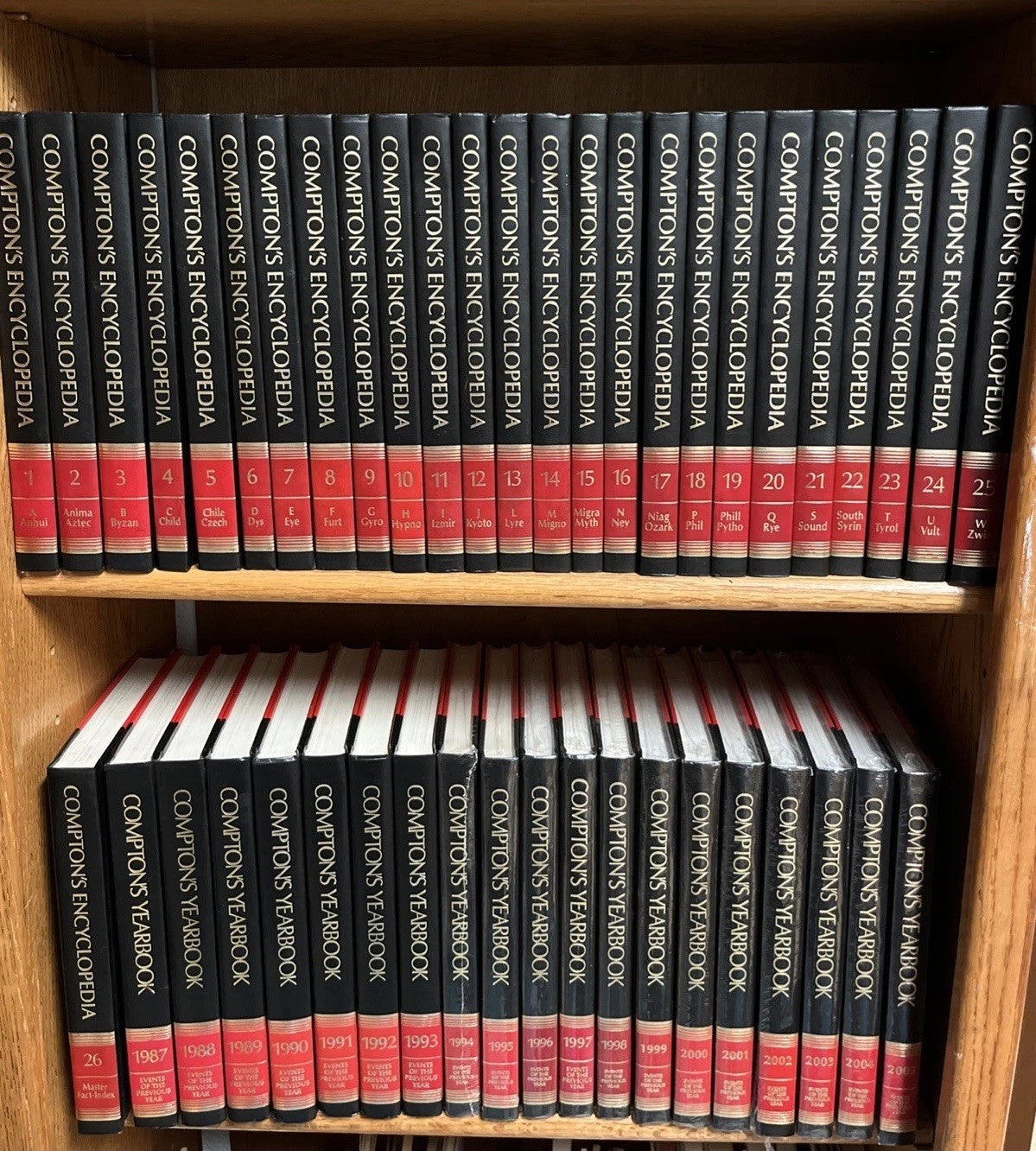 Compton's Encyclopedia Complete Set Volumes 1 - 26 and Yearbook of 1987 To 2005
