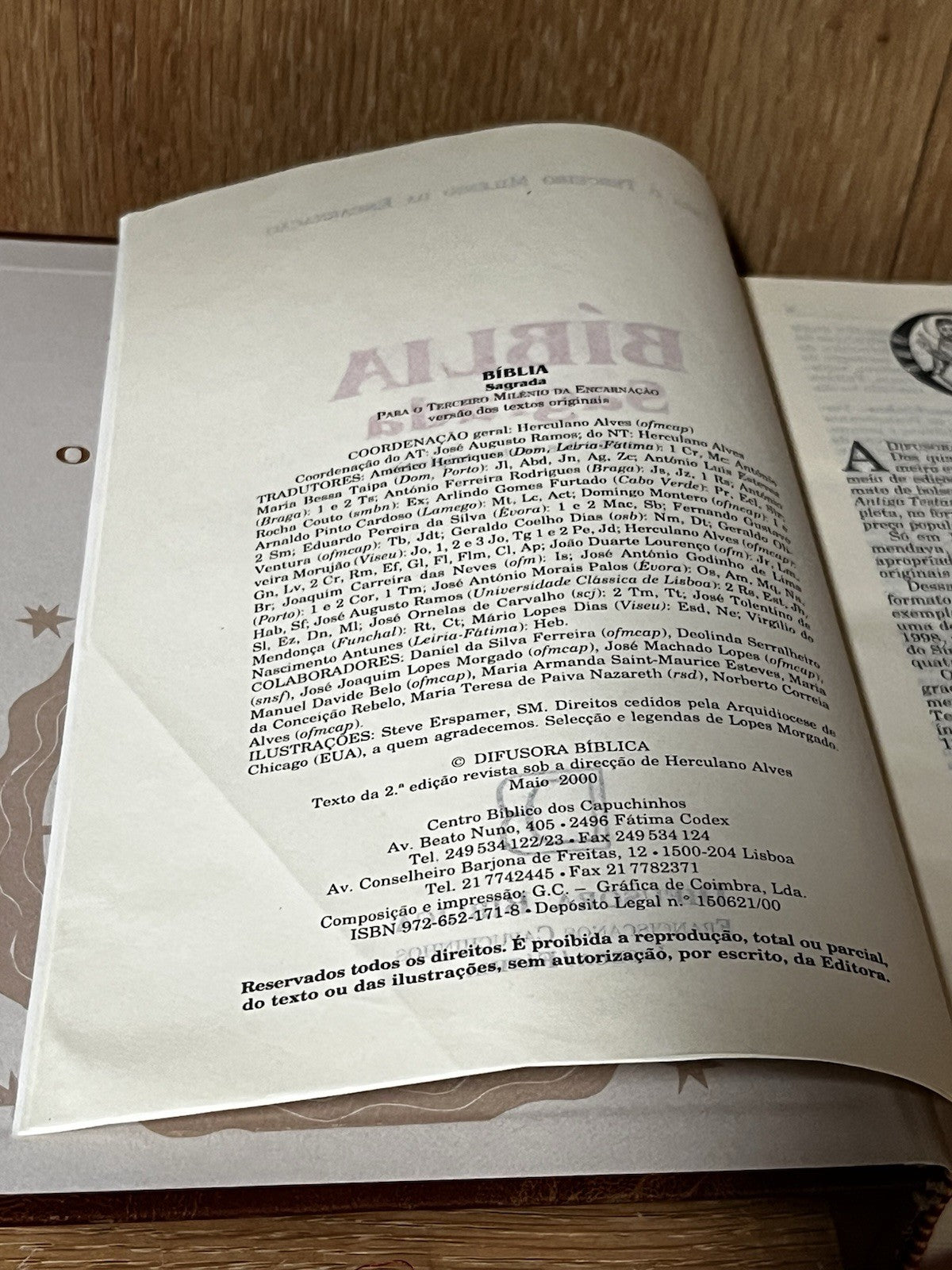 biblia sagrada portuguese Difusora Biblical PARA O TERCEIRO MILENIO ENCARNACAO