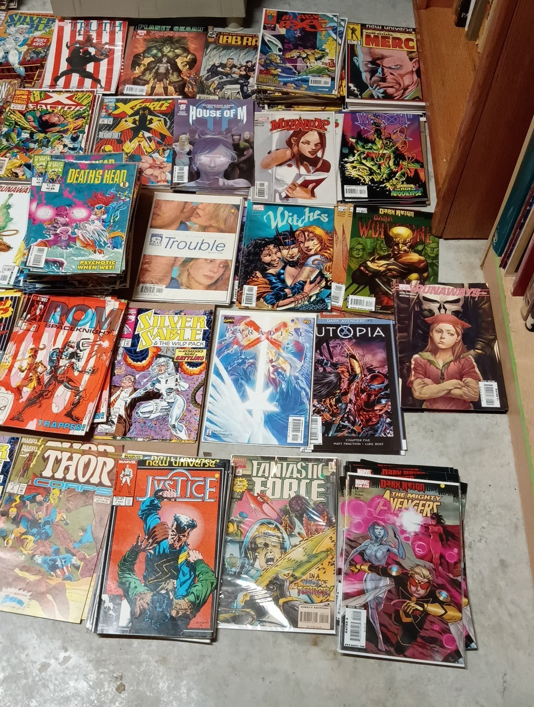 marvel comic book lot 50 Mixed Marvel Books No Dup Bulk