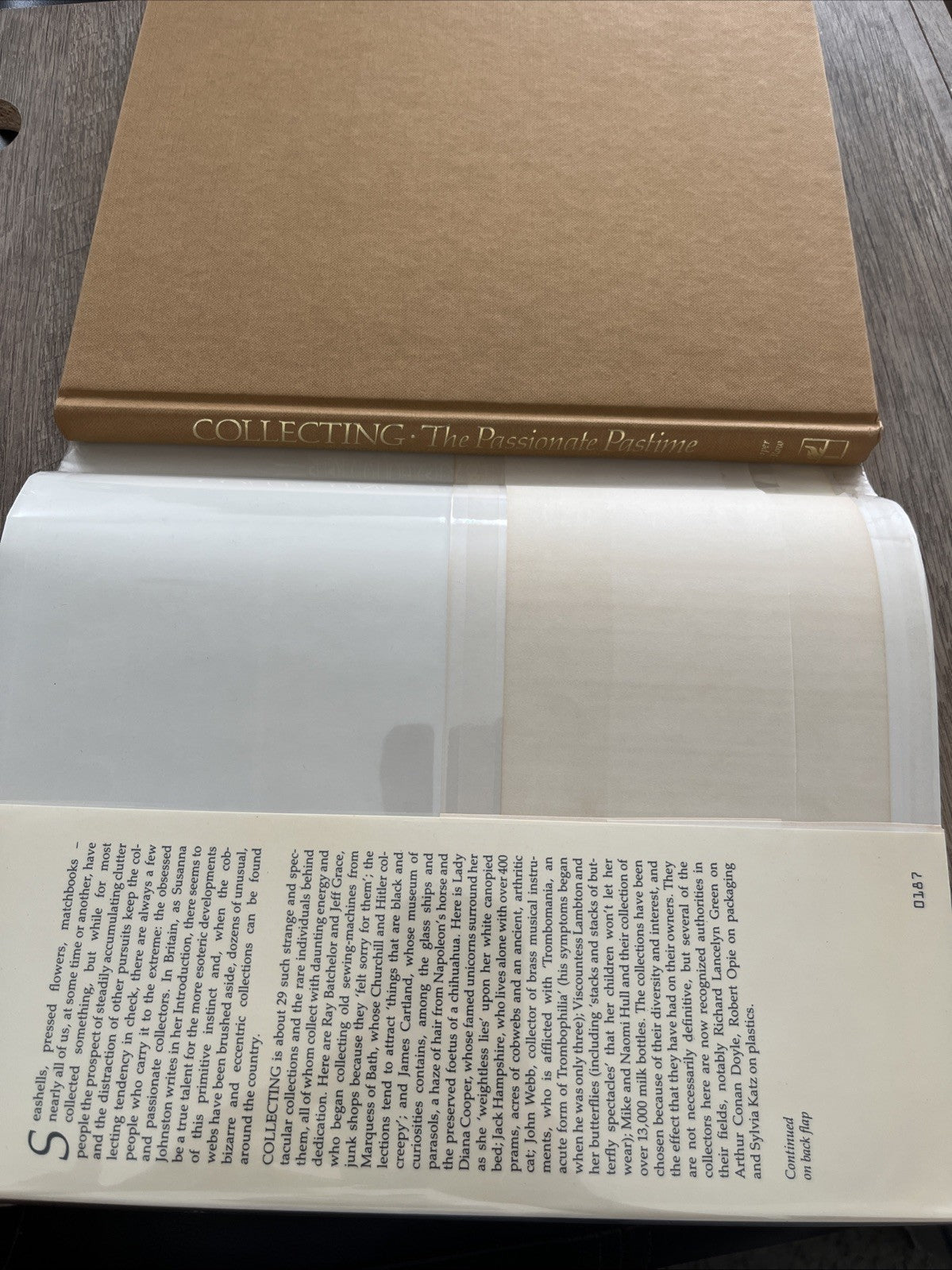 Collecting: The Passionate Pastime by Johnston, Susanna; Beddow, Tim Hardback