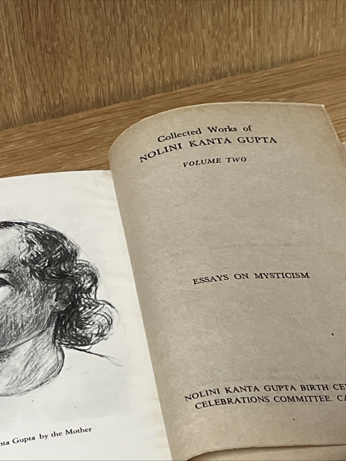 Collected Works of Nolini Kanta Gupta Vol. 1 - 5 and Vol 7 ( See Discription )