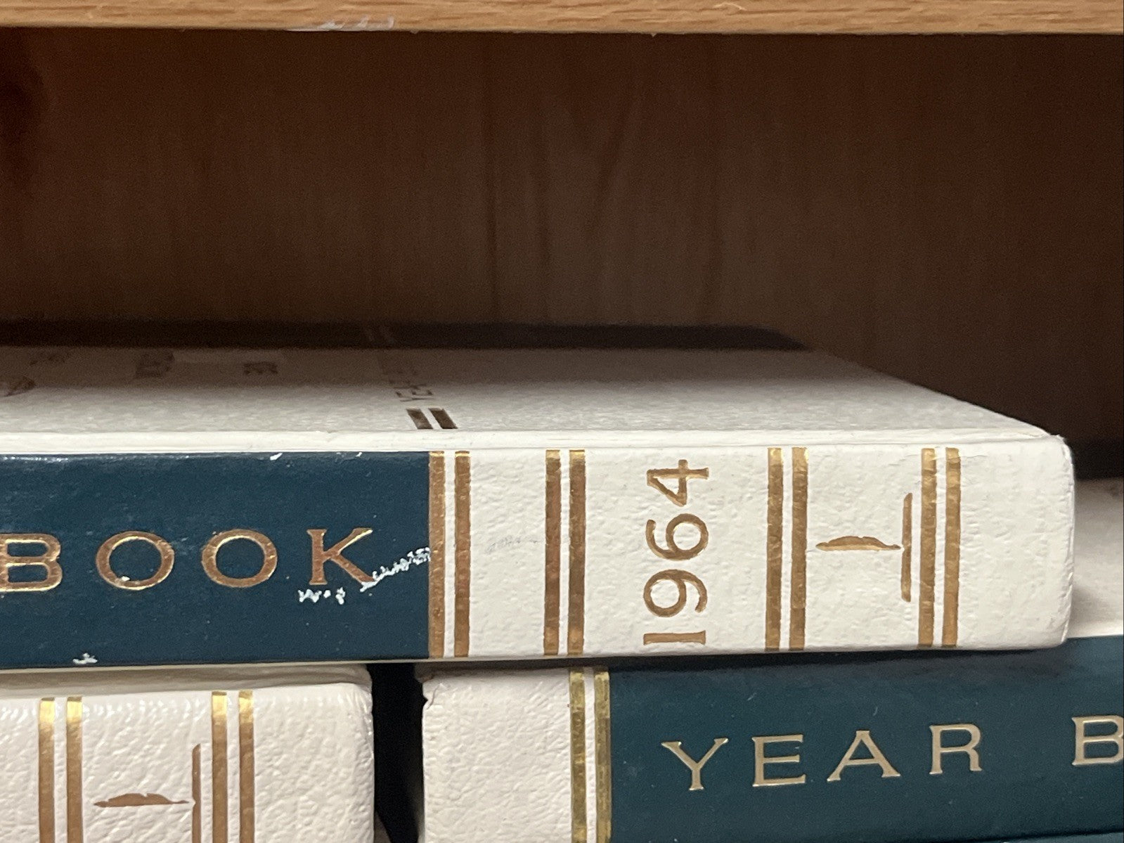 1961 World Book Encyclopedia Vol 1 - 20 Missing Vol 19 & Year book 1964 To 1968