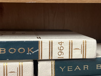 1961 World Book Encyclopedia Vol 1 - 20 Missing Vol 19 & Year book 1964 To 1968