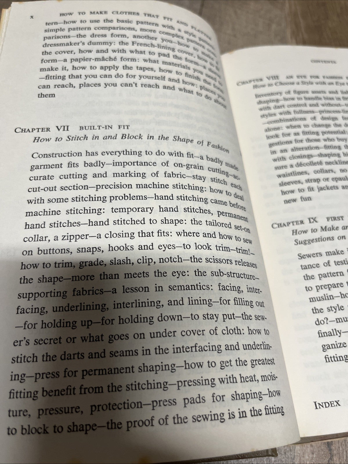 How to make clothes that fit & flatter by Adele P Margolis HCDC 1969