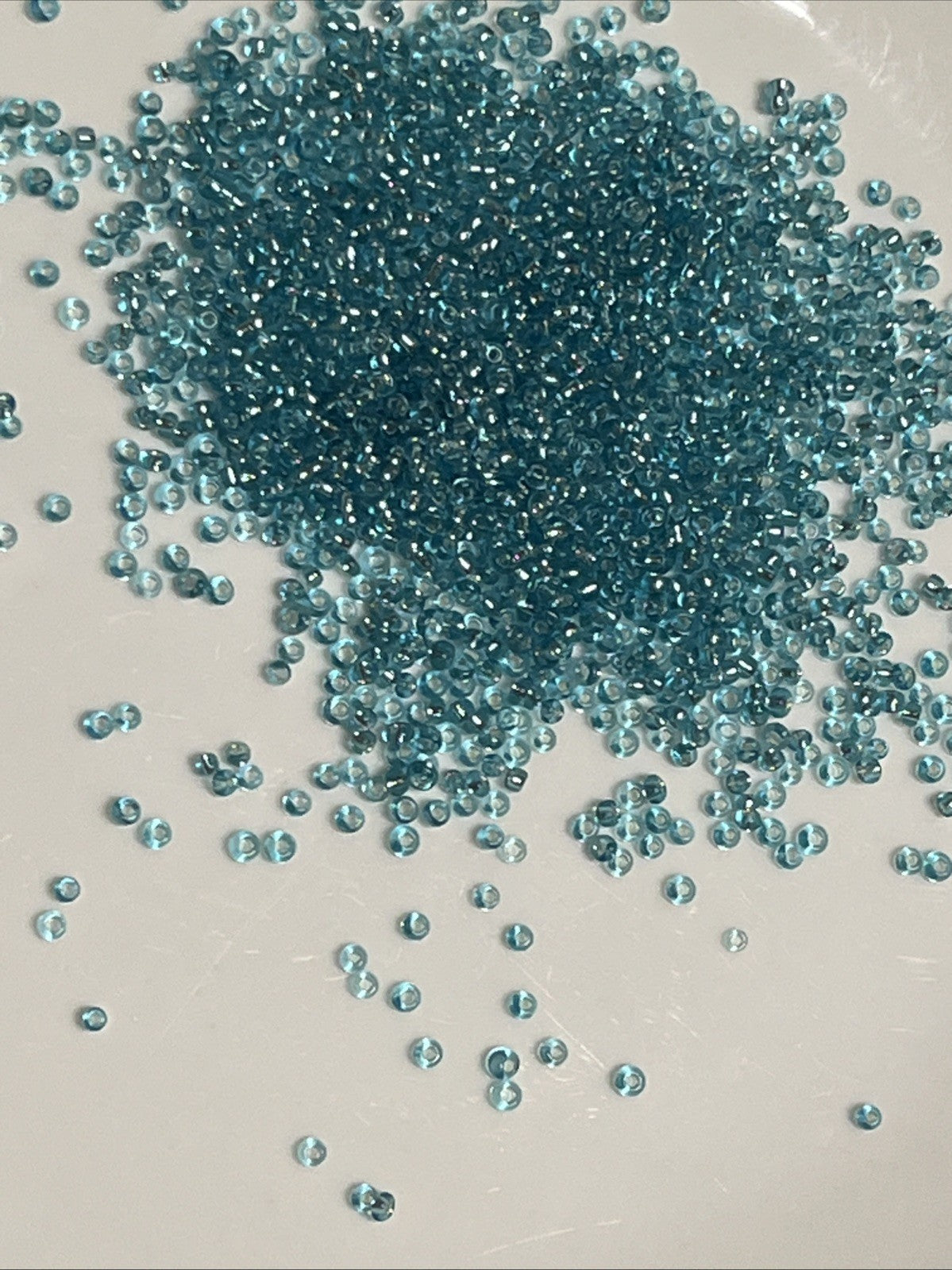 Round Beads Glass Seed Bead For Needlework Handmade Jewelry 4493 Pcs  ( 1.5mm)