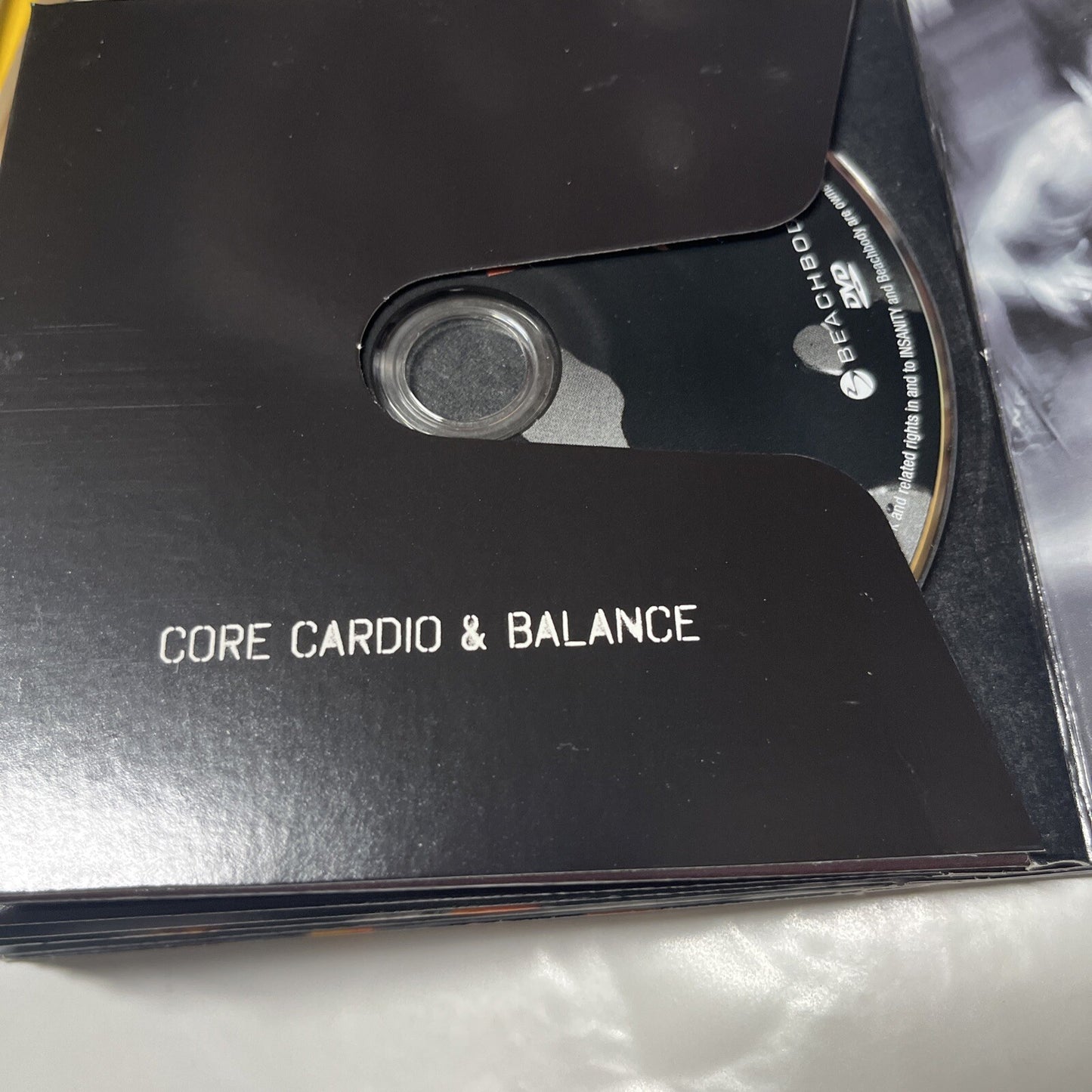 Insanity: Ultimate Cardio Workout (9 Disc)  Missing Dig deeper & Fit Test