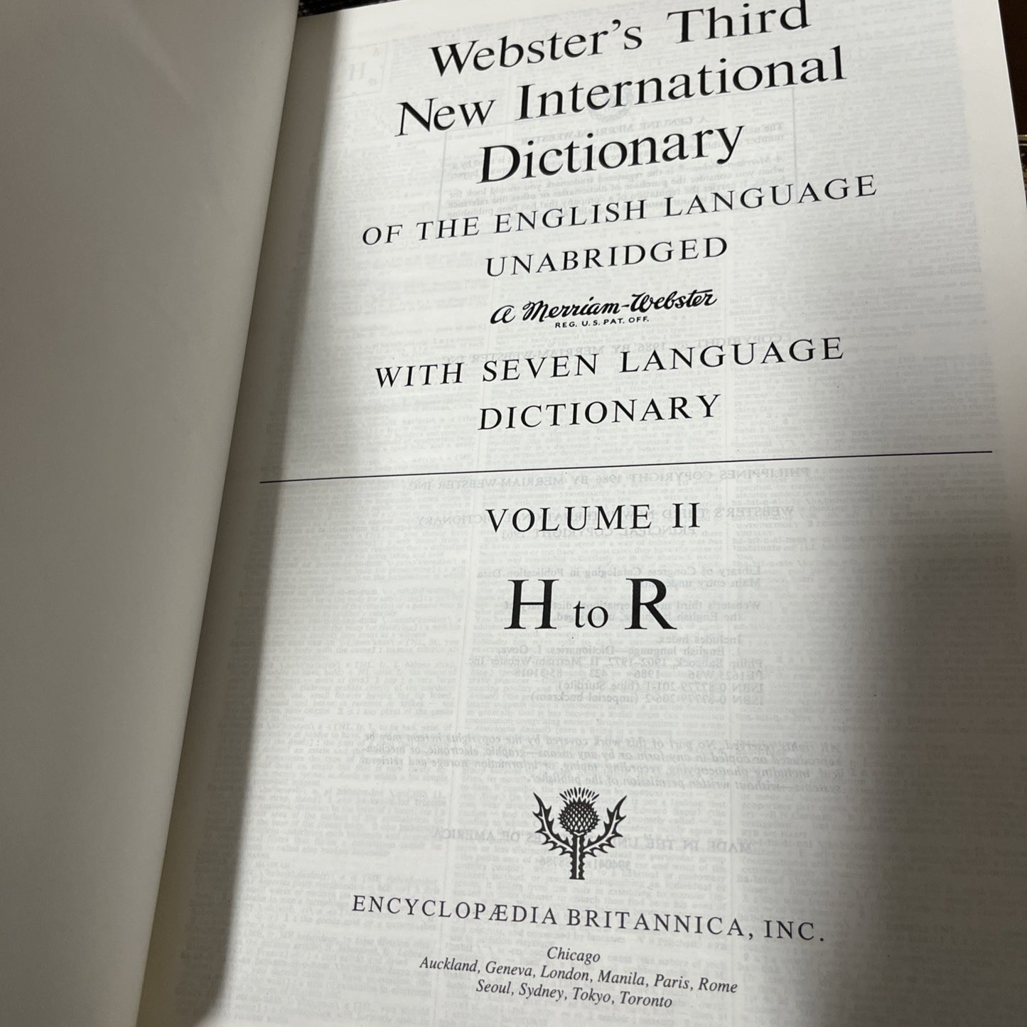 Webster’s Third New International Dictionary Unabridged & 7 Language Dictionary