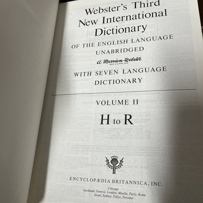 Webster’s Third New International Dictionary Unabridged & 7 Language Dictionary