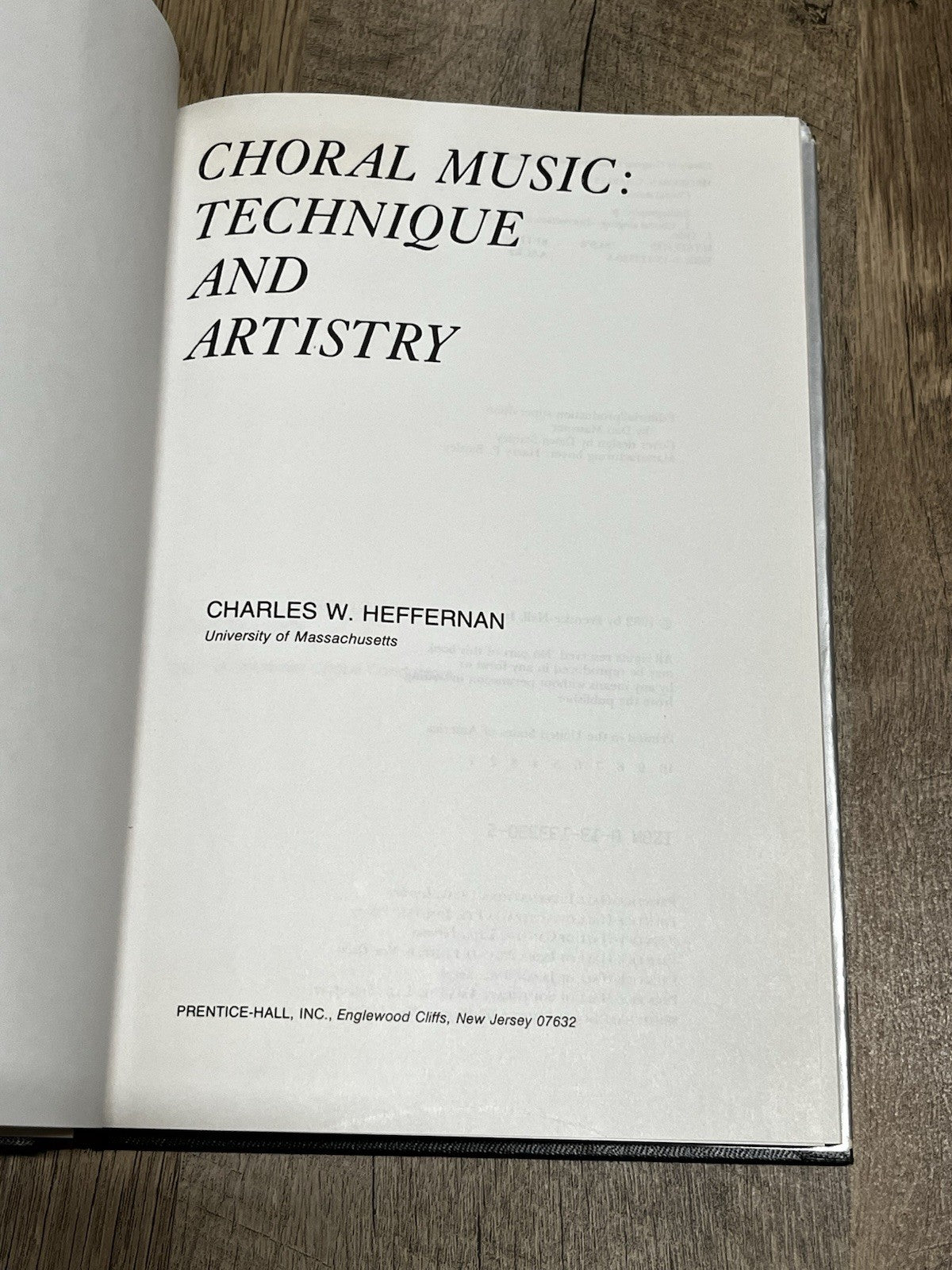 Choral Music: Technique and Artistry / Charles W. Heffernan