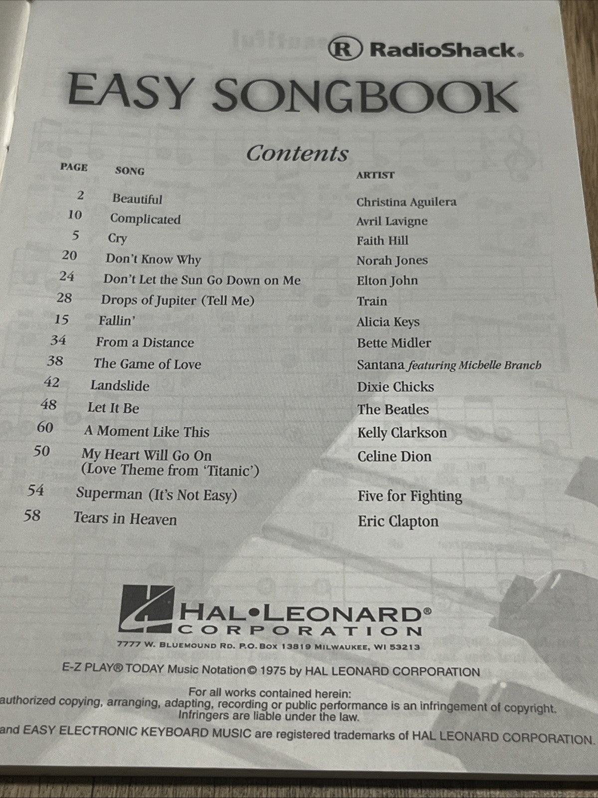  Radio Shack Easy Song Book 15 Popular Songs (Hal Leonard Publication)