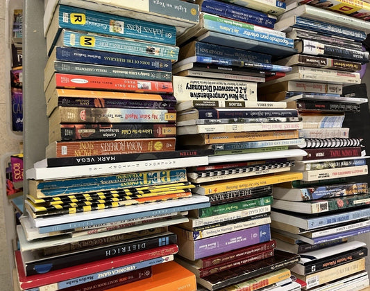 29 WorldWide Library Mystery Book Lot Suspense Crime Fiction