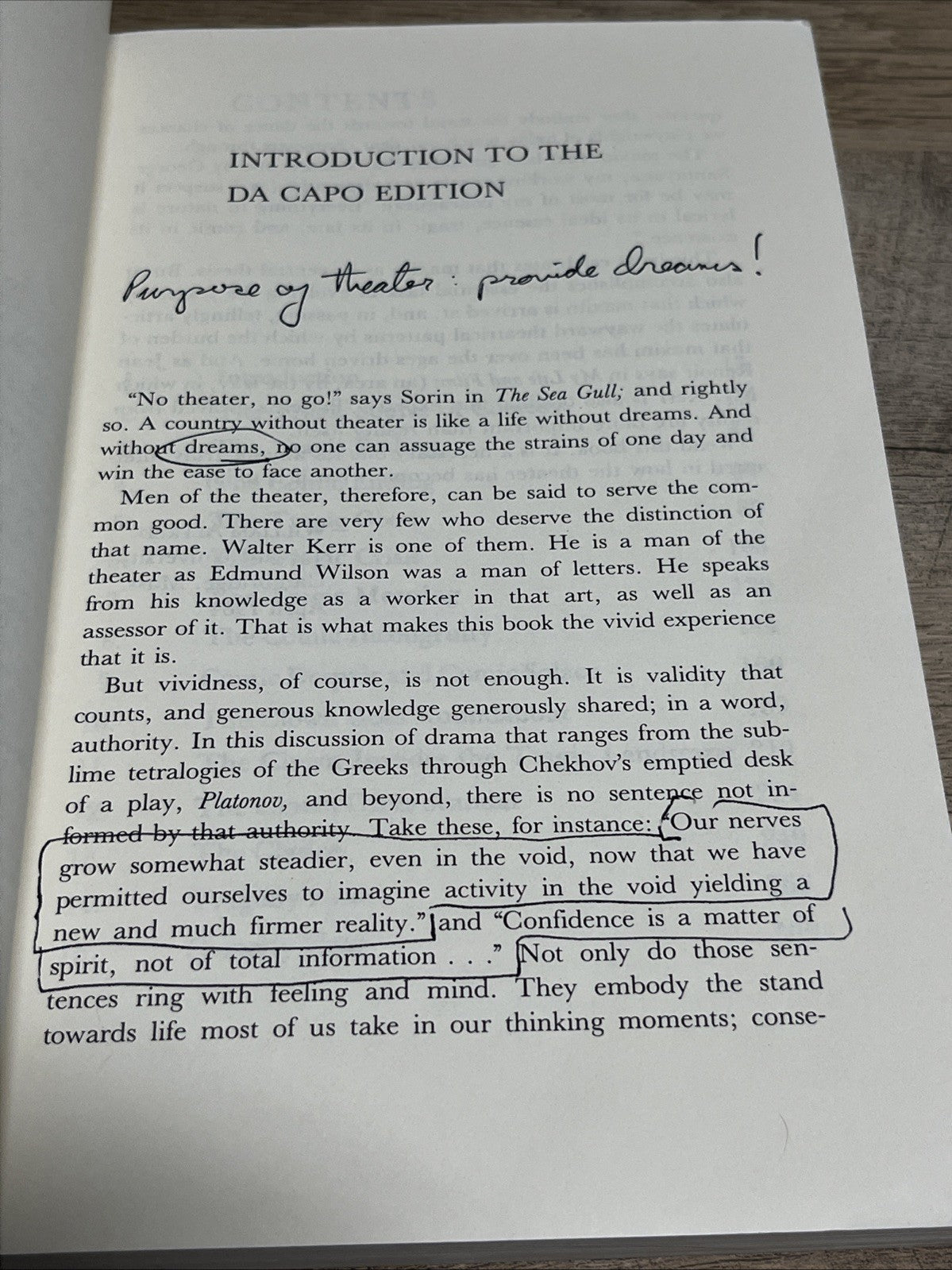 TRAGEDY AND COMEDY Walter Kerr  (A DA CAPO )