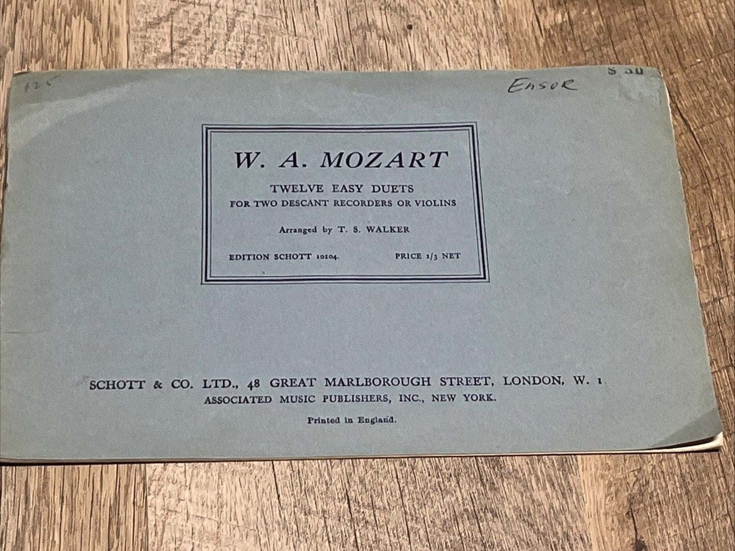 Twelve Easy Duets for Two Descant Recorders or Violins by W.A. Mozart 1947
