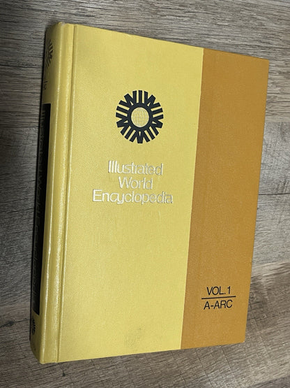 Illustrated World Encyclopedia  Volume 1 - 15 Complete Set 1972