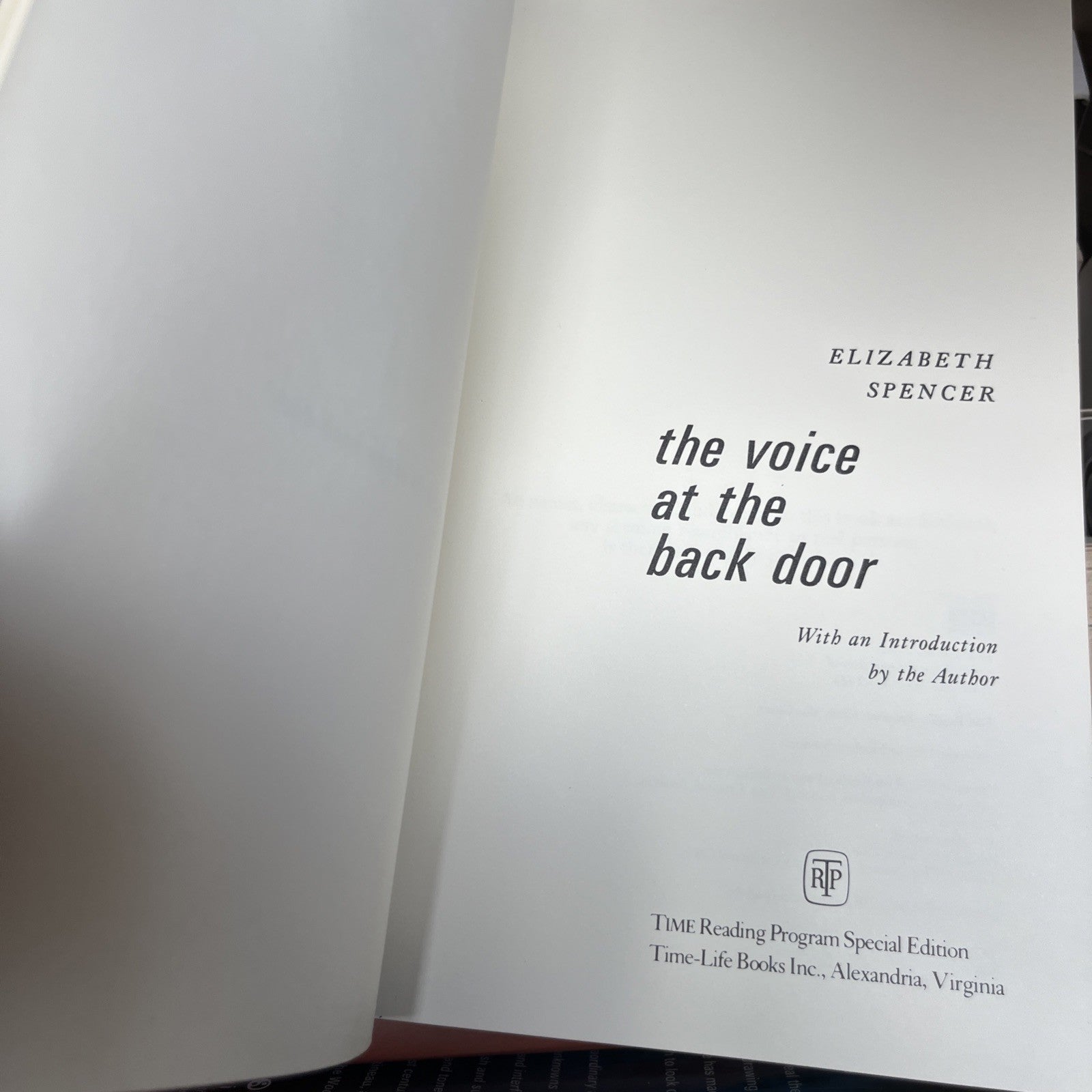 The Voice at the Back Door by Elizabeth Spencer (1982, Paperback)
