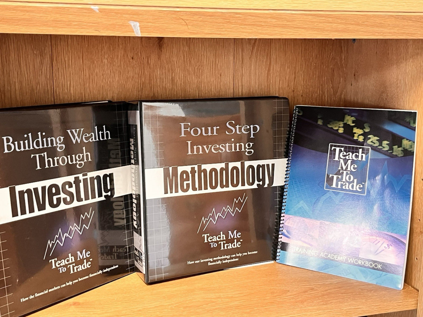 Four Step Investing Methodology & Building Wealth Through Investing/Workbook