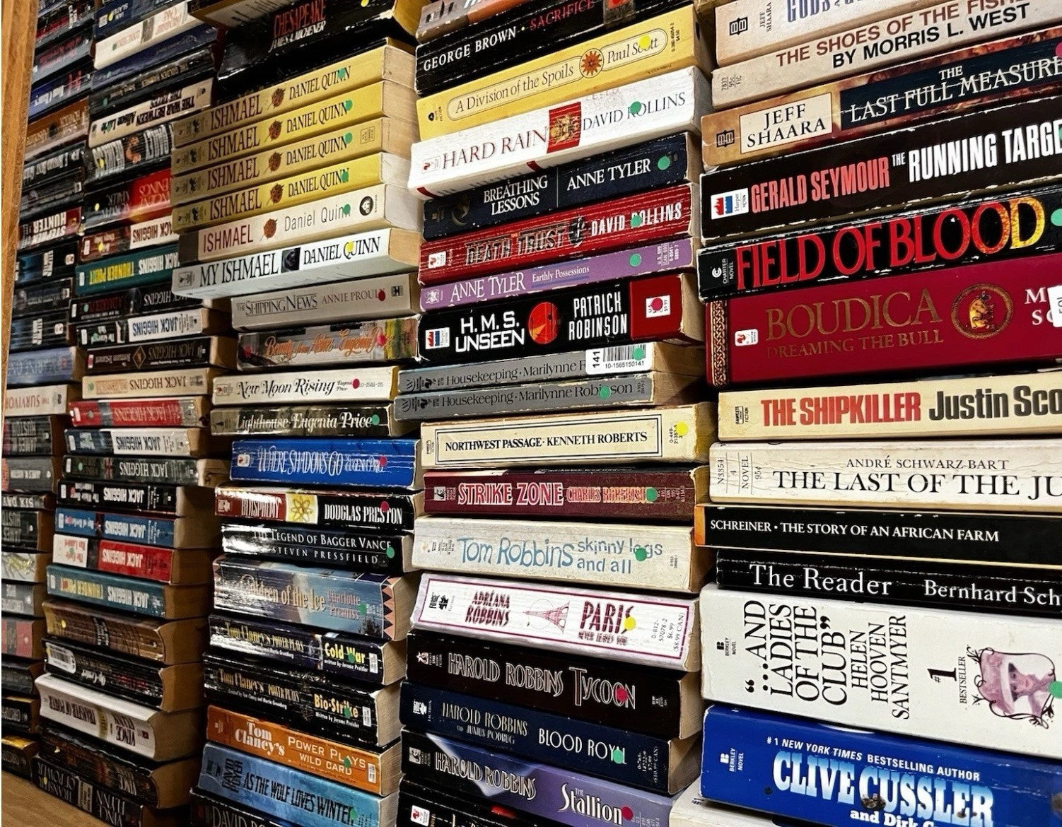 mass market paperback lot of 15