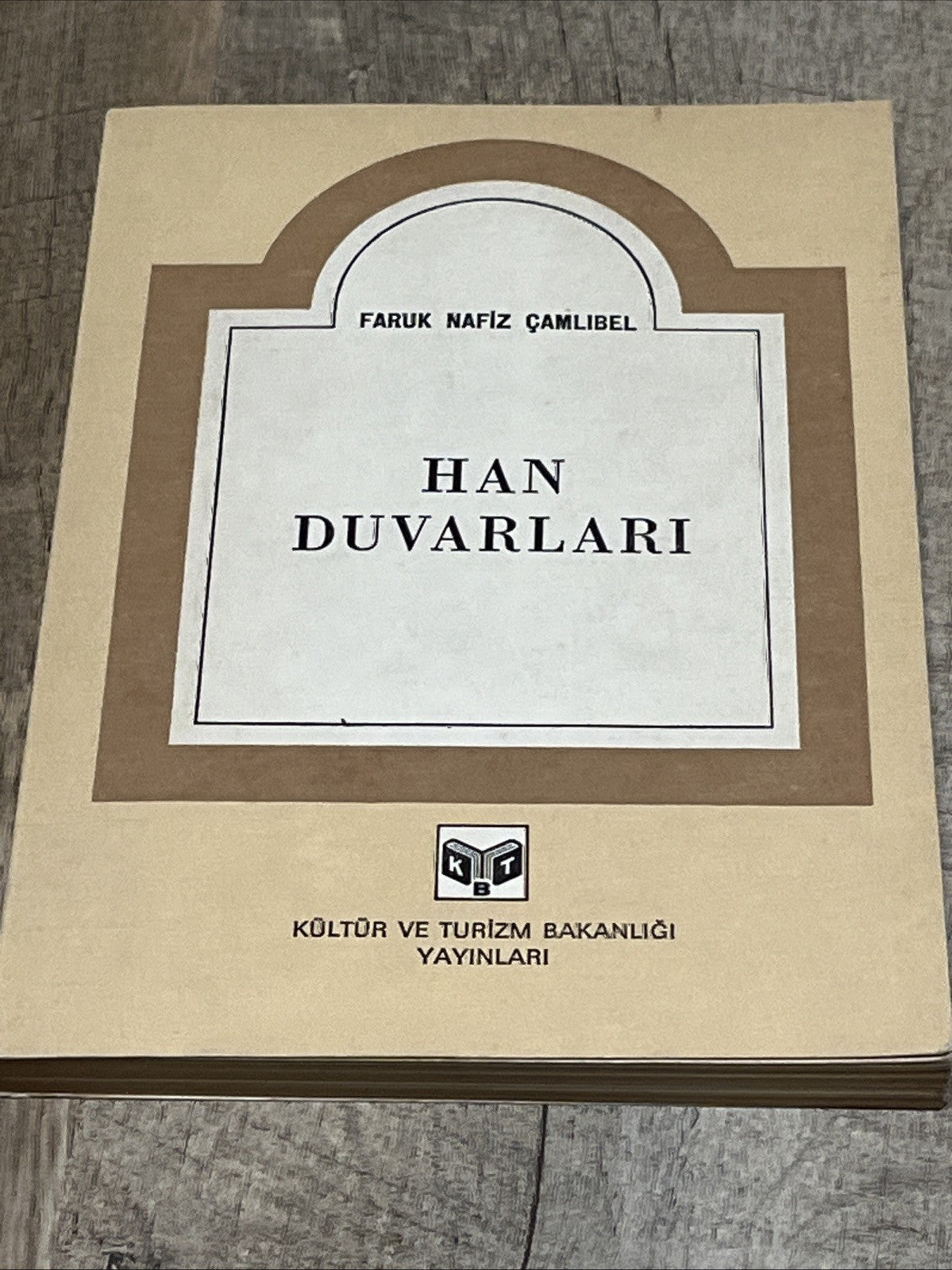 Han Duvarları Faruk Nafiz Çamlıbel Kültür Bakanlığı