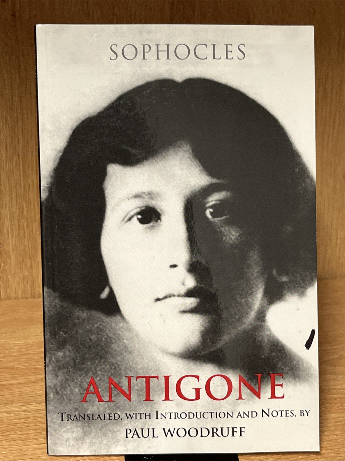 Sophocles : Antigone (Hackett Classics) Notes by Paul Woodruff