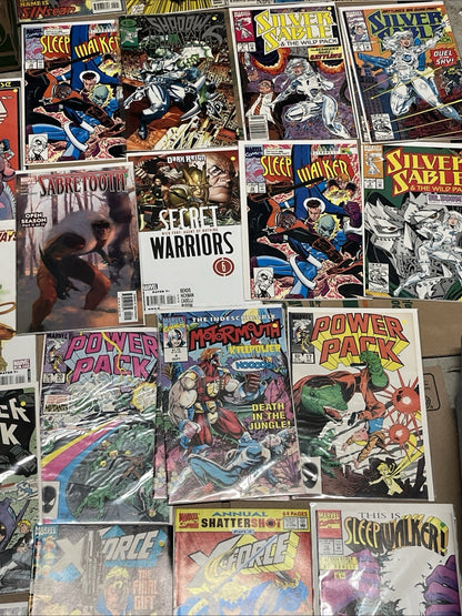 Marvel COMICS BOOK LOT 45 Mixed Marvel Books Punisher DC No Dup Bulk