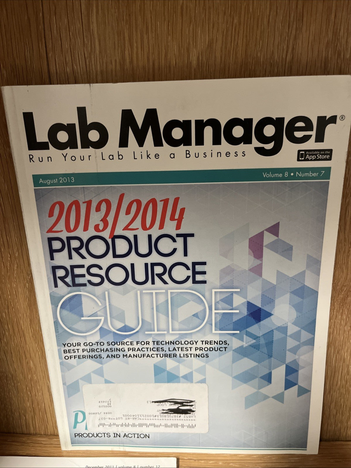 Lot of 8 Lab Manager Run Your Lab /Consumer Reports/ Nature Methods Magazine