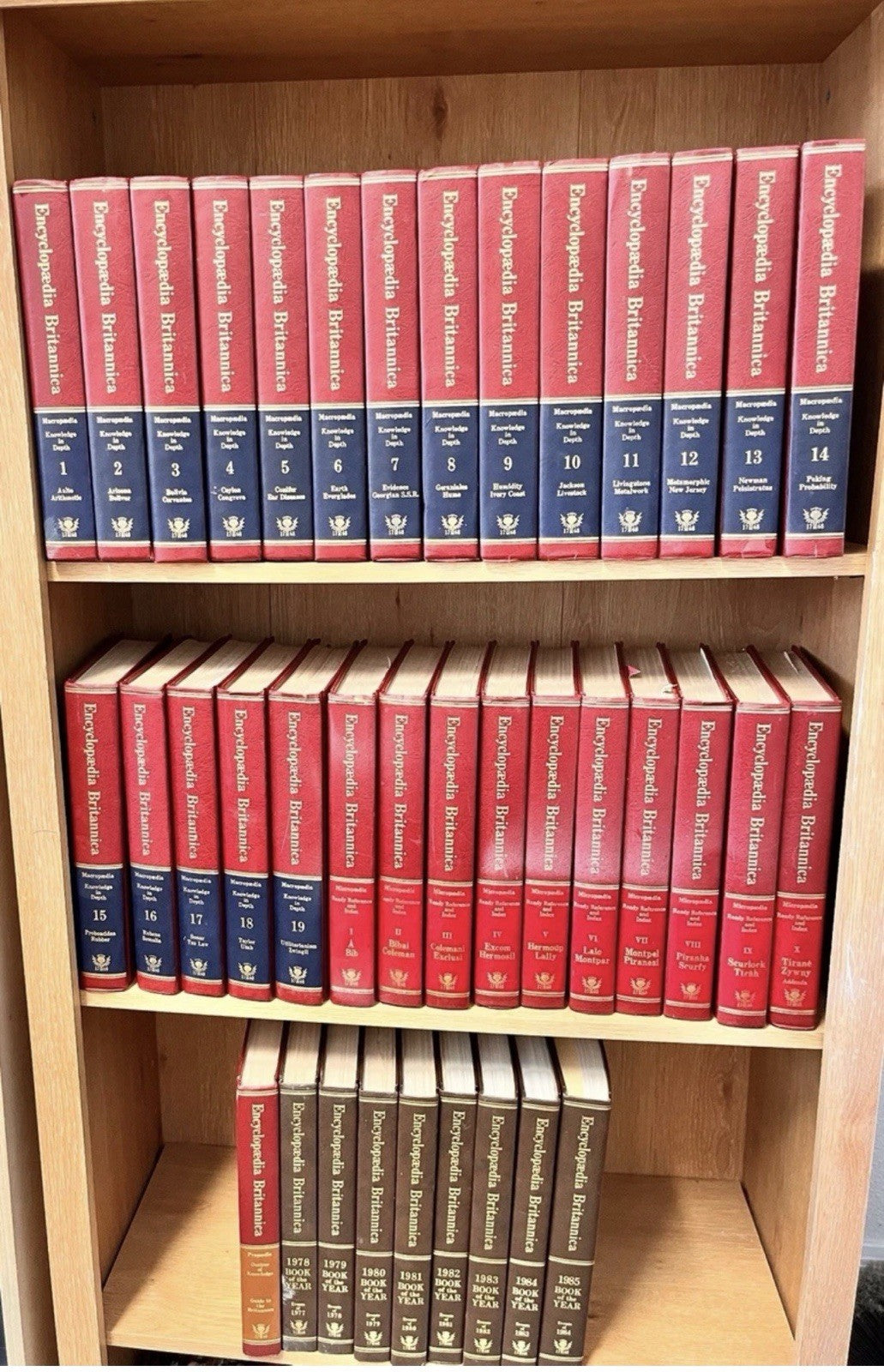 Encyclopedia Britannica 1977 ~38 Vol Complete Set Macropedia/micropedia Yearbook