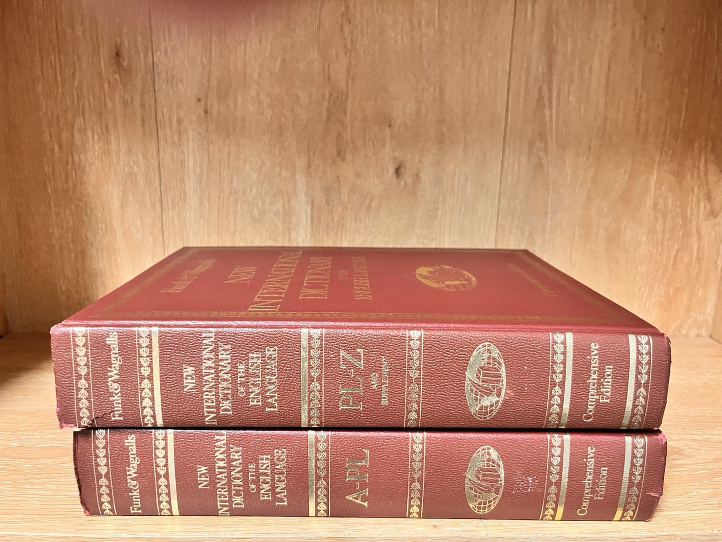 Funk & Wagnalls New International Dictionary of the English Language A-Z 1995