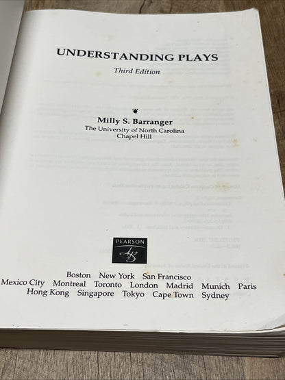 Understanding Plays - Paperback, by Barranger Milly S. - Acceptable