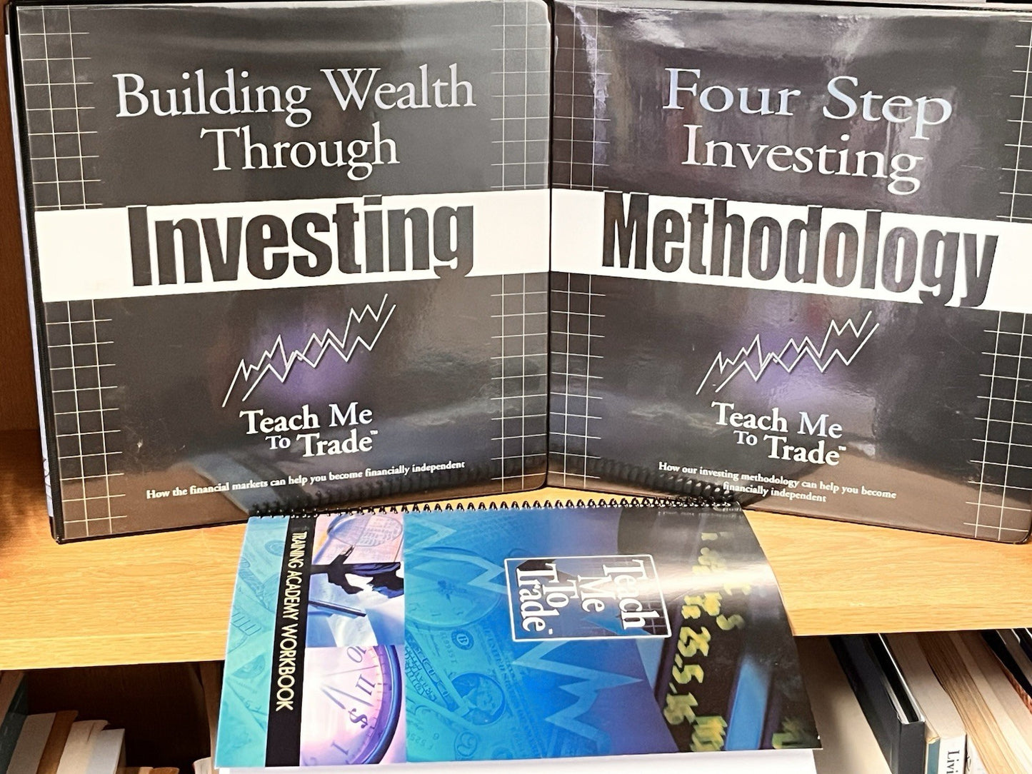 Four Step Investing Methodology & Building Wealth Through Investing/Workbook