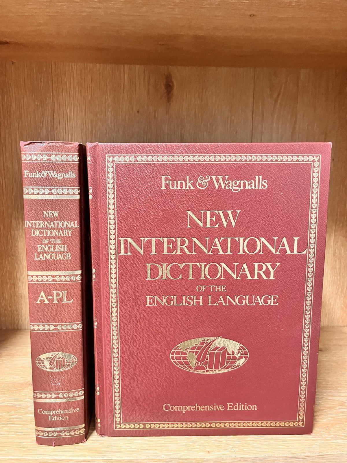 Funk & Wagnalls New International Dictionary of the English Language A-Z 1995