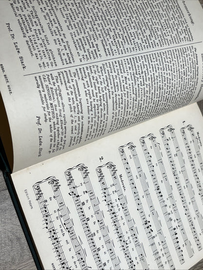 Solfeggien-Album für mittlere Stimme Solfeggio Album for Medium Voice