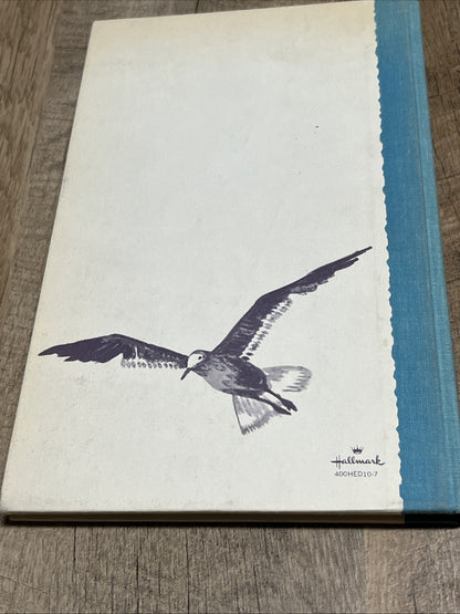 The Beauty of Life by Kahlil Gibran - 1971 Hallmark Crown Edition
