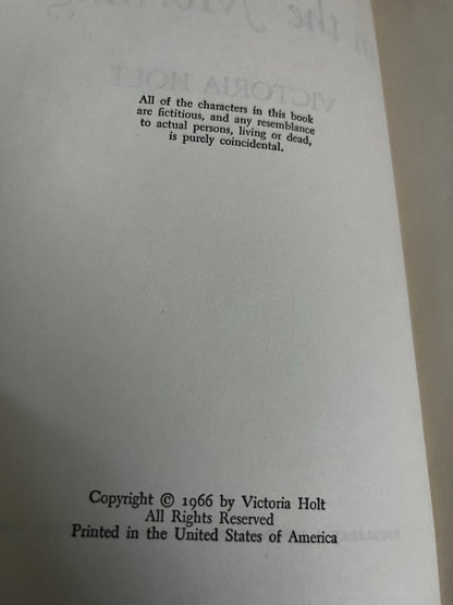 Victoria Holf Menfreya In The Morning & The Golden Fury By Marian Castle