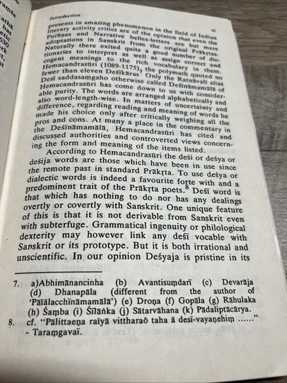 Camdu Kosam. Prakrit: English Dictionary S. Ippagumta, Delhi, 1992. 217p Hb