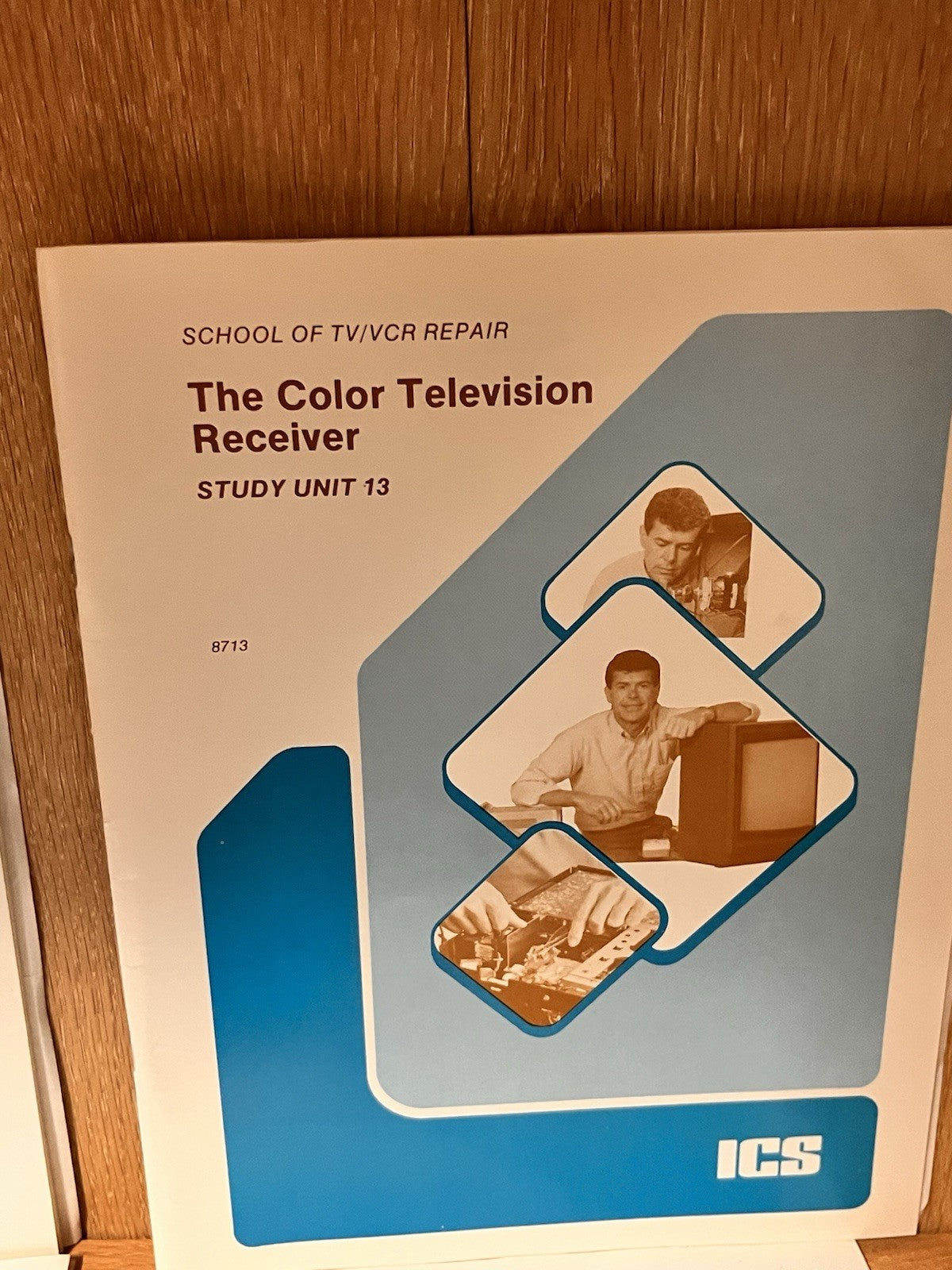 Lot of 13 School of TV and VCR Repair Parts ICS Manuals 1980s