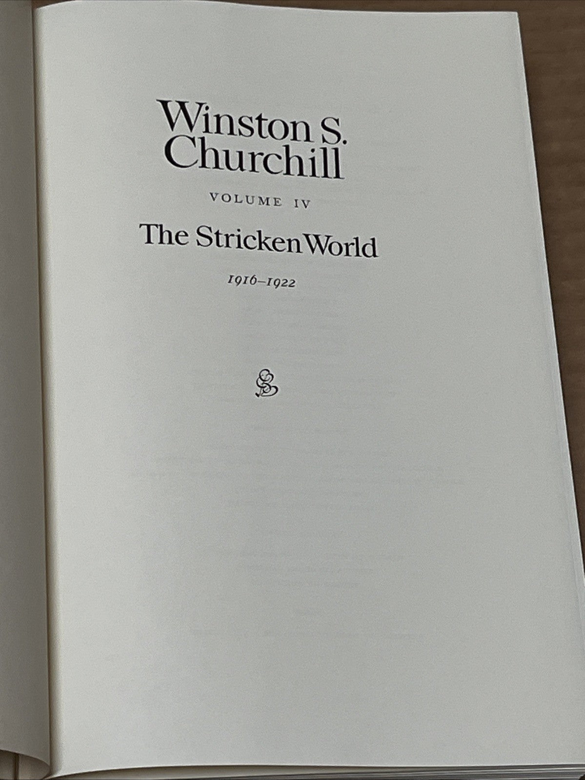 Lot of 5 Winston S Churchill Randolph Churchill & Martin Gilbert / Henry Steel