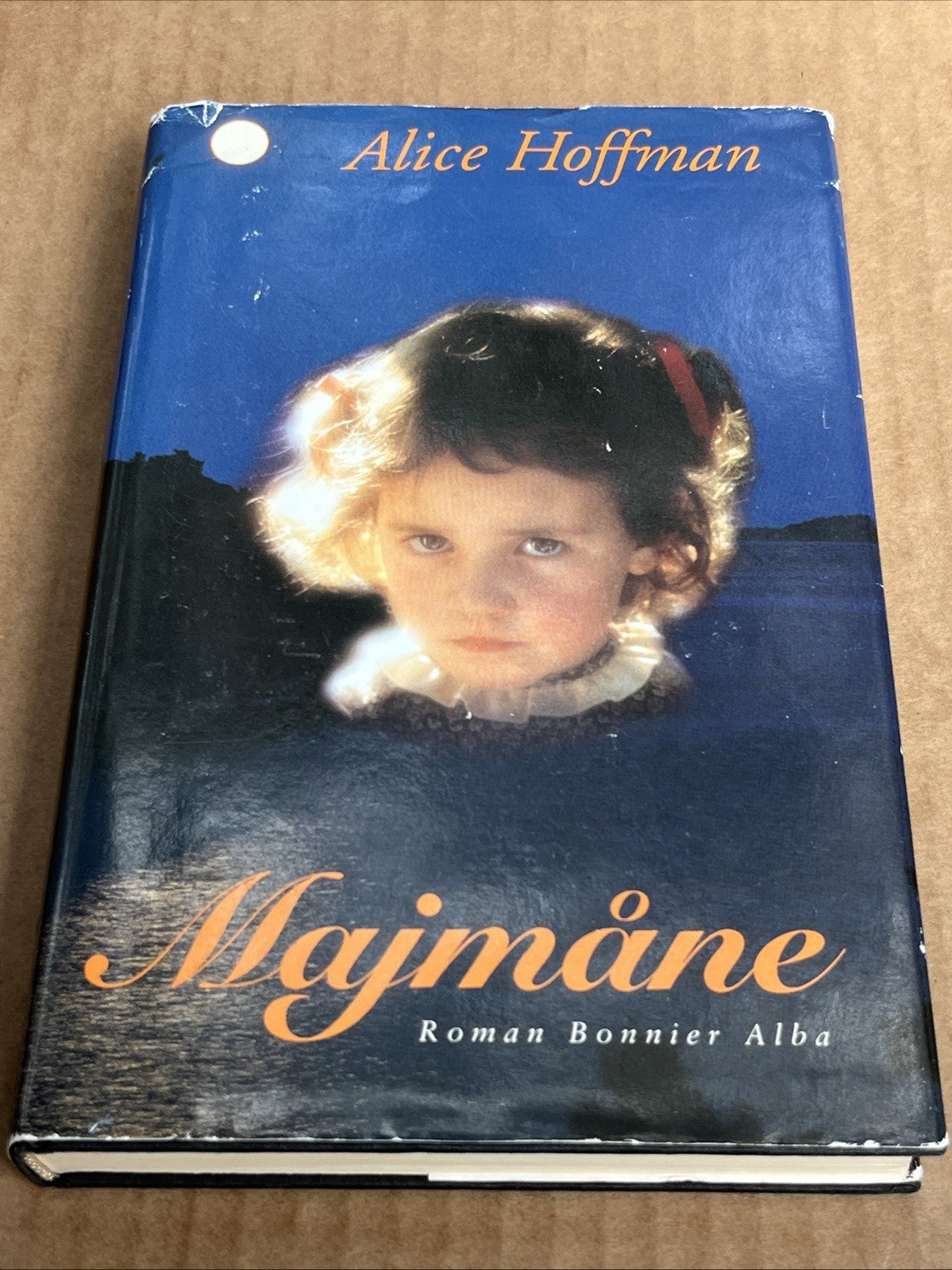 MAJMÅNE Alice Hoffman