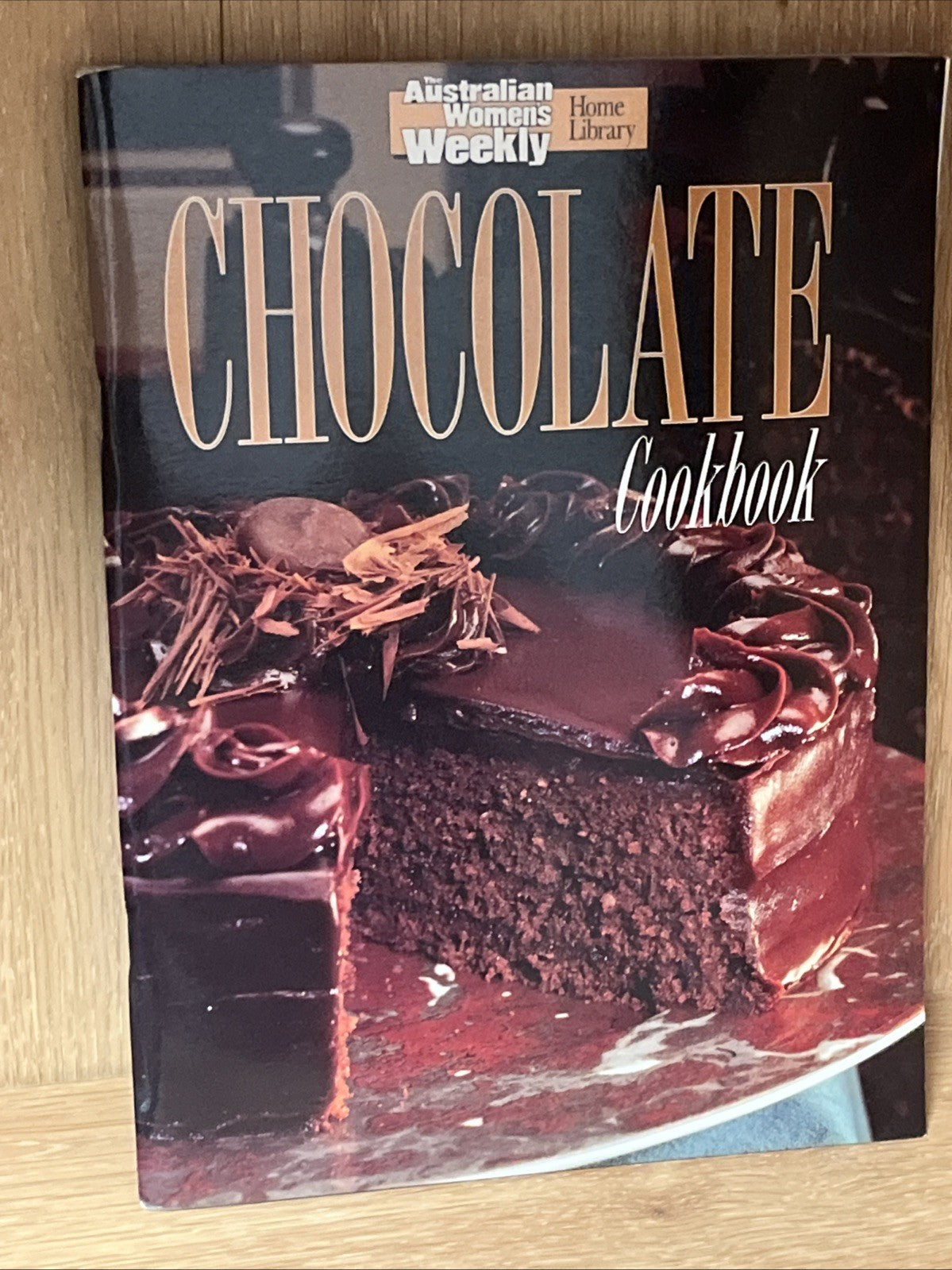 Australian Womens Weekly Deserts and Chocolate Cookbook for All Seasons Home Lib