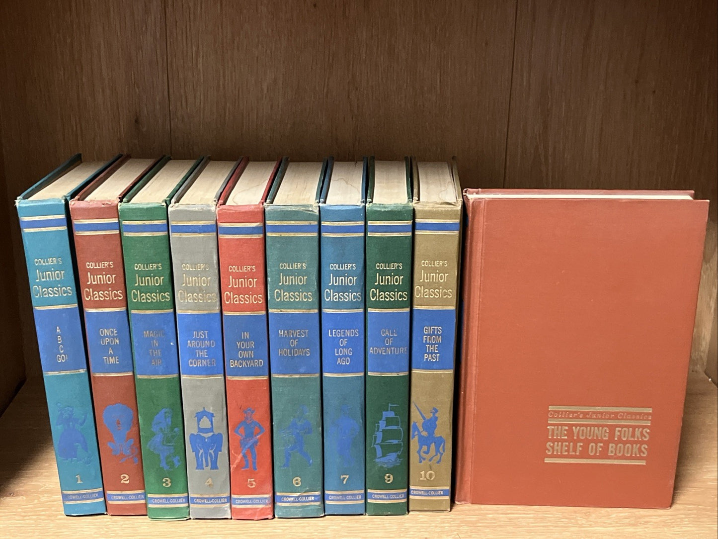 Colliers Junior Classics 1962, 1st Ed Sets 1 - 10 The Young Folks Shelf Of Books