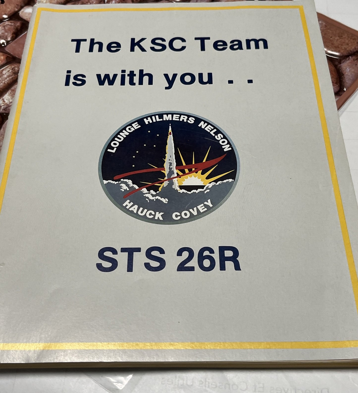 KSC TEAM signatures employee book STS 26R space shuttle collectible 1989