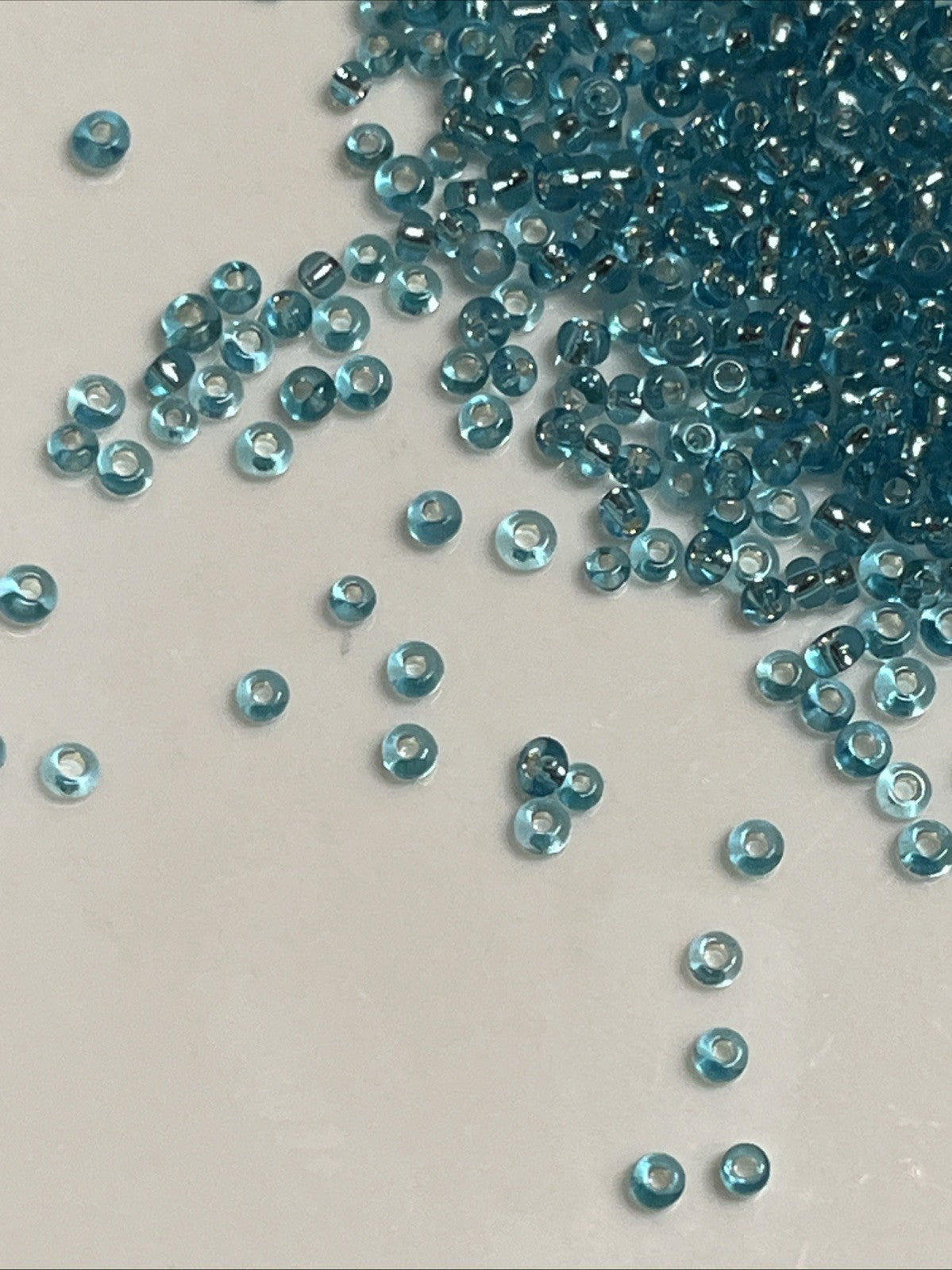 Round Beads Glass Seed Bead For Needlework Handmade Jewelry 4493 Pcs  ( 1.5mm)