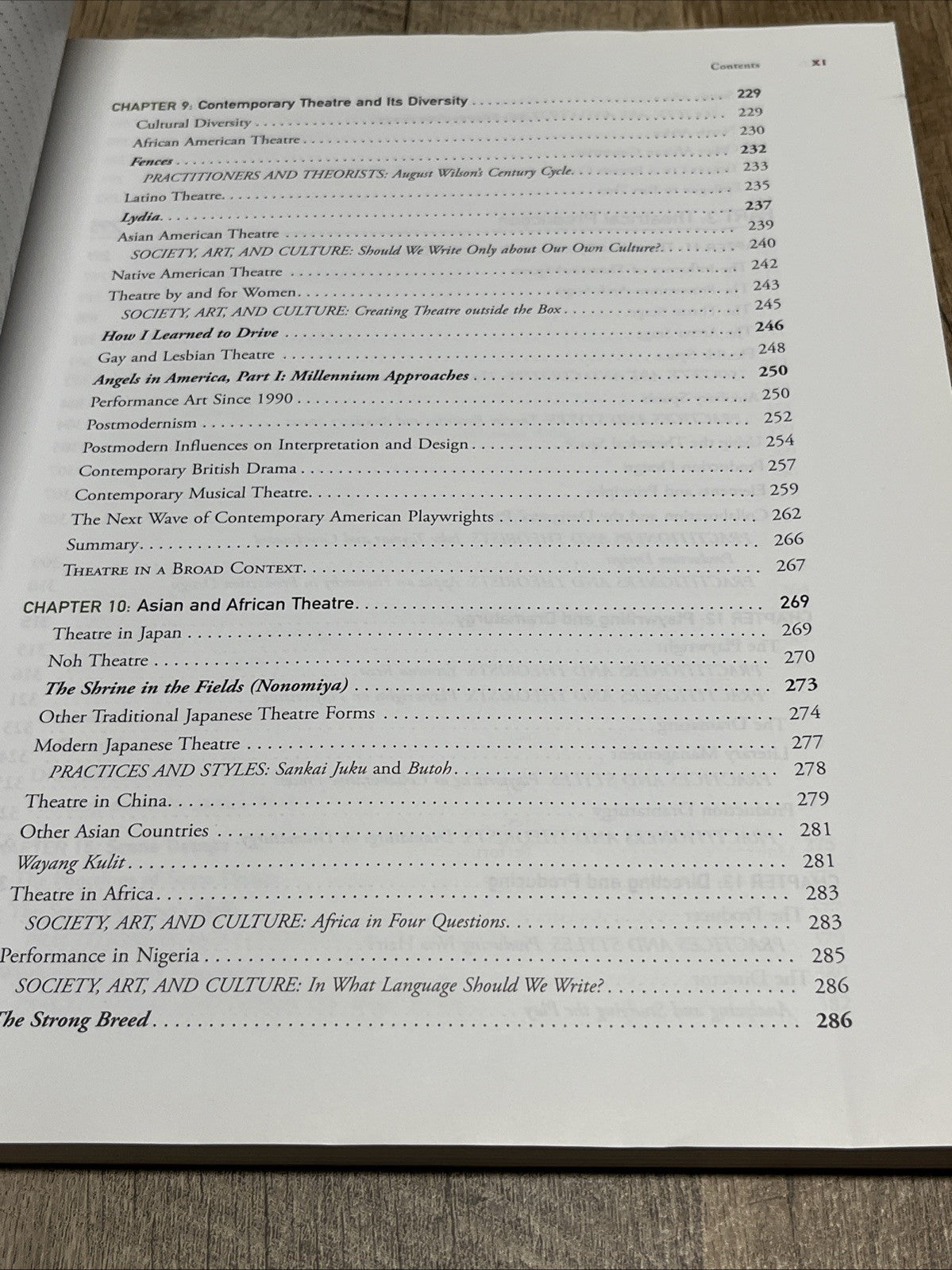 Enhanced 10th Edition,The Essential Theatre - Tenth Edition Oscar G. Brockett