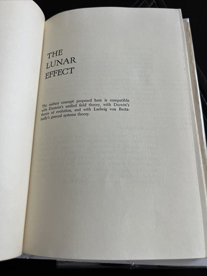 The Lunar Effect : Biological Tides And Human ‘Emotions 1st Ed by Arnold Lieber