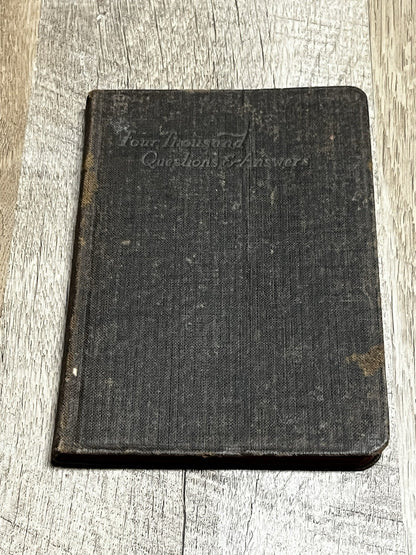 Four Thousand Questions And Answers On The Old And New Testaments Holman Edition