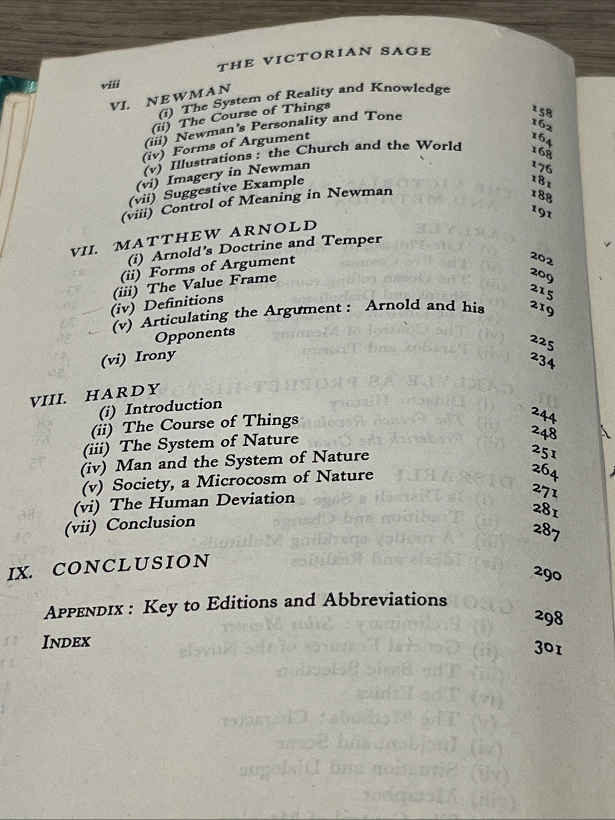 John Holloway the Victorian sage: Studies in Argument (John Holloway - 1953