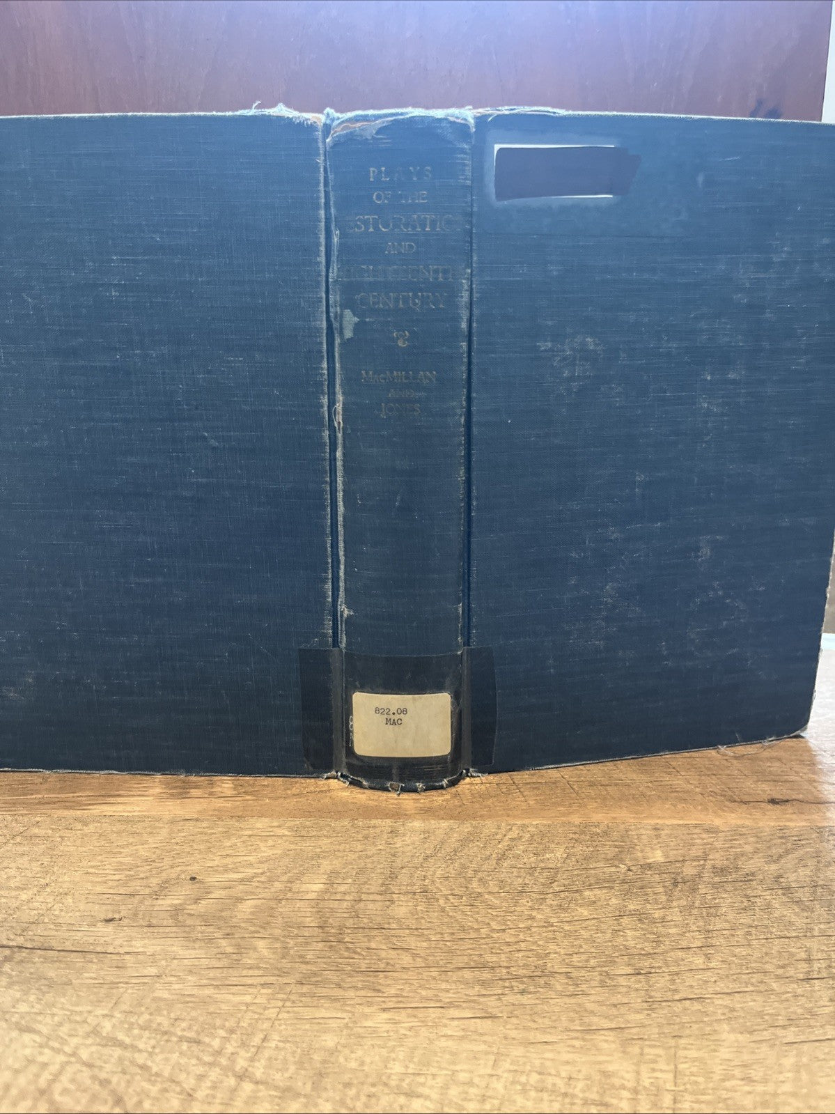 Plays Of The Restoration And Eighteenth Century Macmillan And Jones  ( 1962 )