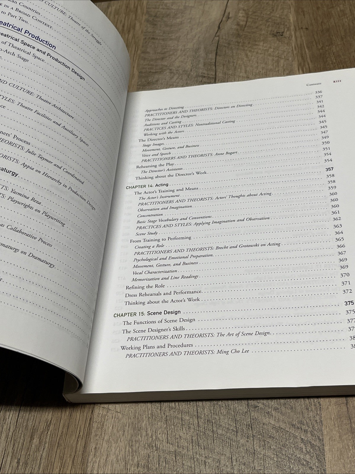Enhanced 10th Edition,The Essential Theatre - Tenth Edition Oscar G. Brockett