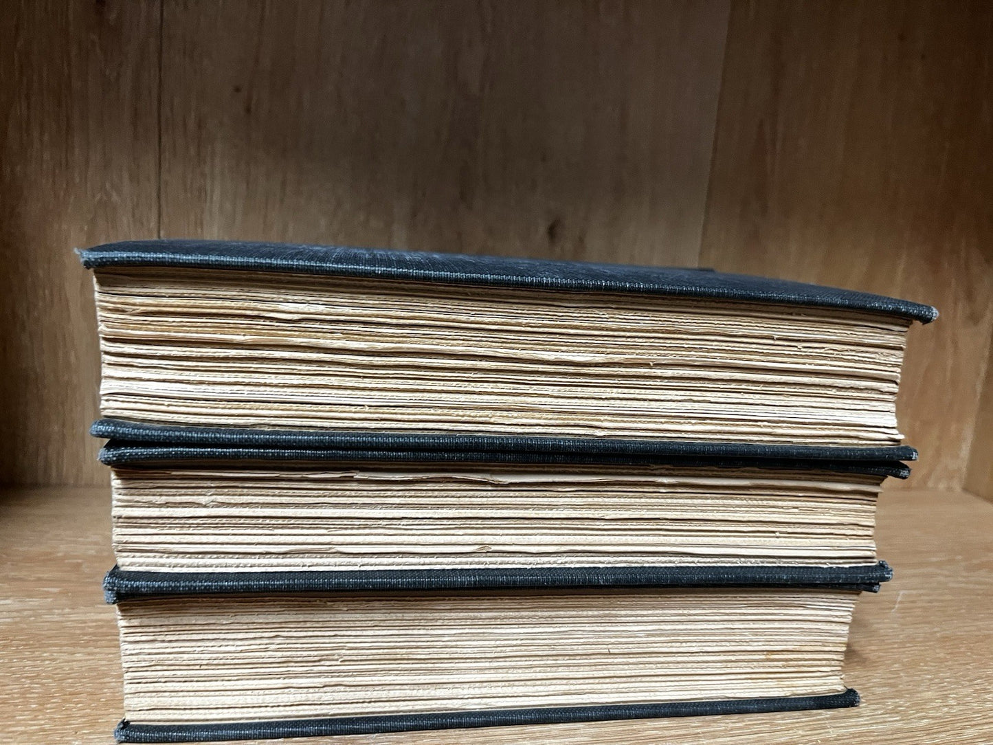 Abraham Lincoln The War Years Carl SandburgVolumes 1,3, and 4  1939 Civil War